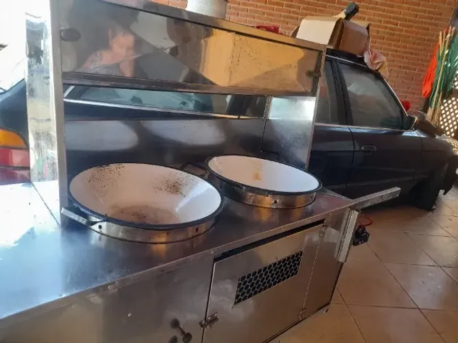 Carrinho para pastel e batata frita