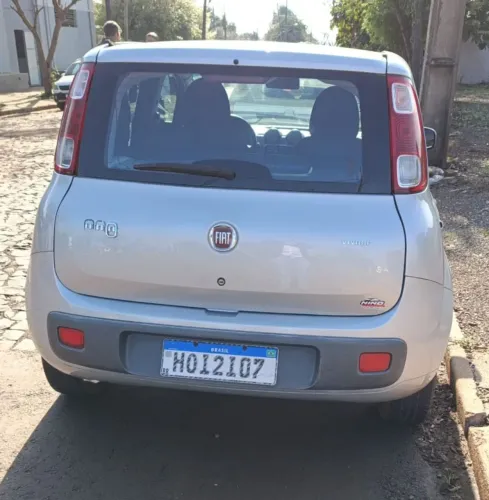 Fiat Uno Vivace Celeb. 1.0 EVO F.flex 8V 5P 2011