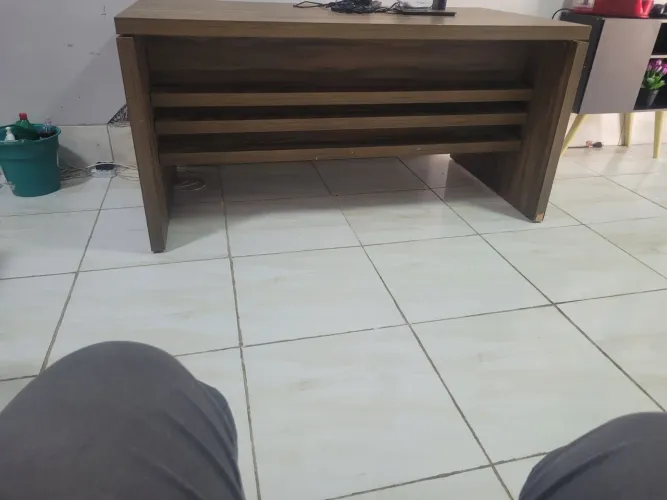 Vendo mesa de.escritorio reta