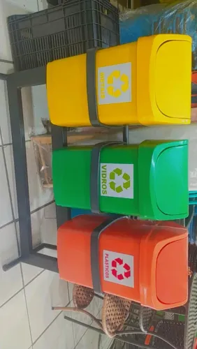 Lixeira reciclável 3 cestos 
