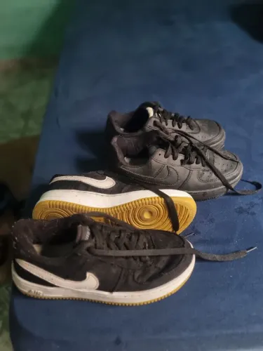 Vendo esses sapatos por 50