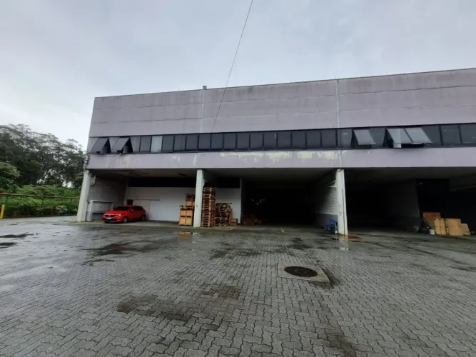 Galpão para locação Granja Viana. rodoanel