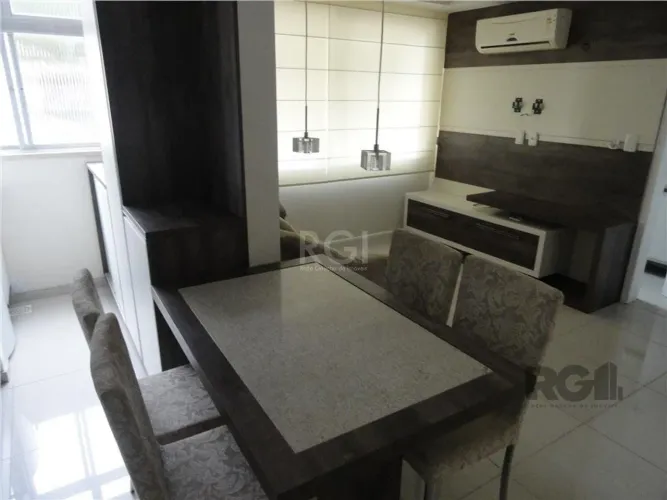 Vende Apartamento 1 dormitório, 40 m² R$ 370.000,00- Petrópolis - Porto Alegre/RS