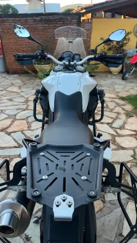 Moto sem detalhes