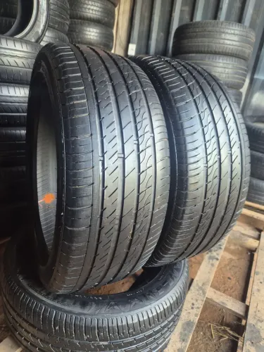 Pneu 235/45/19 XBRI