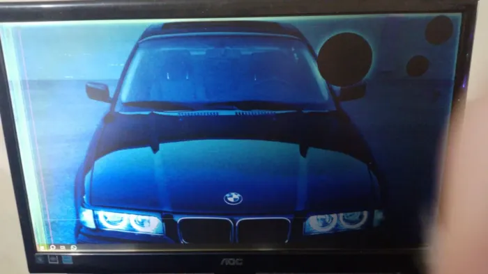 Monitor AOC 24 pol 60hz full hd utilizável !!!! PORÉM COM DEFEITO!! VALOR NEGOCIAVEL !!!