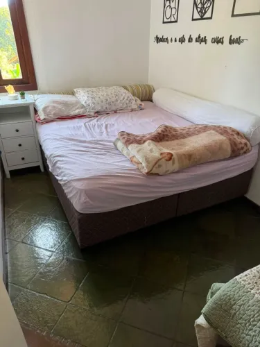 Cama Queen