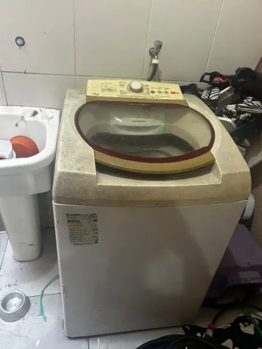 Máquina de lavar roupas