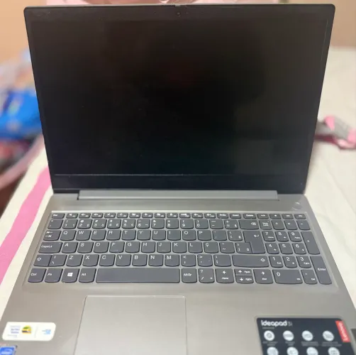 Notebook Lenovo Ultrafino 3i Celeron 4GB