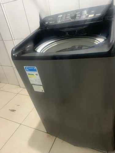 Máquina de lavar com defeito