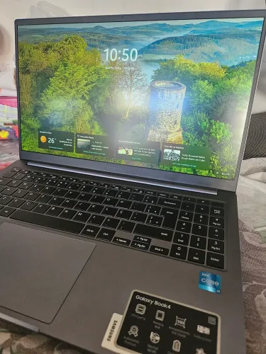 Samsung Galaxy Book4 Core i3 | 8GB RAM | SSD 256GB