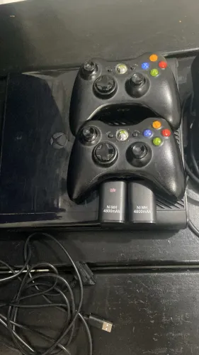 ? Xbox 360 Slim 500GB