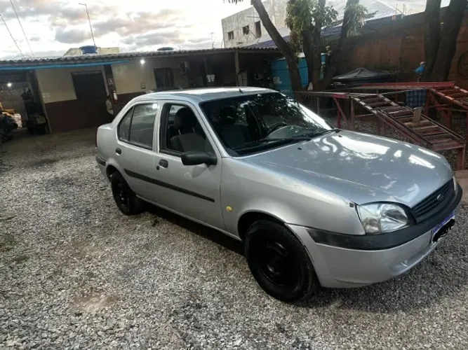 Ford Fiesta Street/ Action 1.0 8V 5P 2002