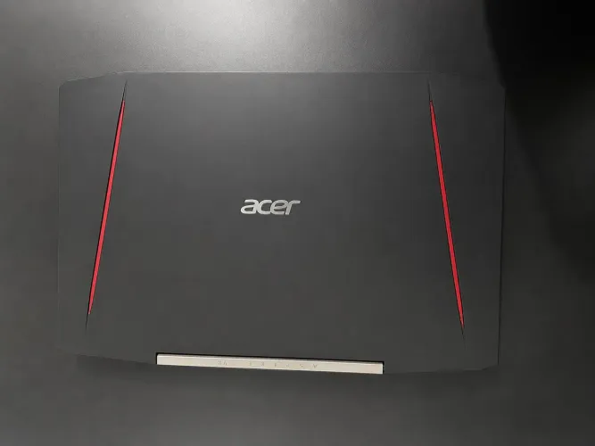 Notebook Acer Nitro i5, 32GB DDr4 e SSD 512GB NVMe + 1TB, GTX 1050 de 4GB, Tela FHD IPS