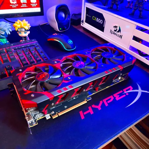 Placa de Vídeo AMD RX Vega 64 Red Devil 8GB Triple Fan Top de Linha Semi Nova