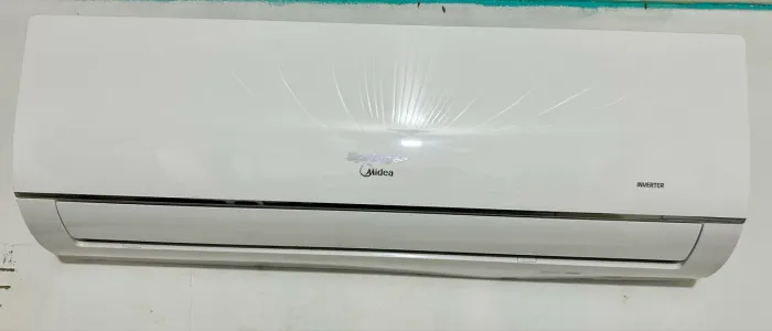 SIT MIDEA 12000 BTUS EXCELENTE ESTADO 