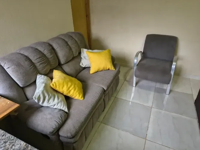 Vendo Sofá retrátil e reclinável 2 lugares, Home Teather lhb625m, Poltrona e Rack de Sala