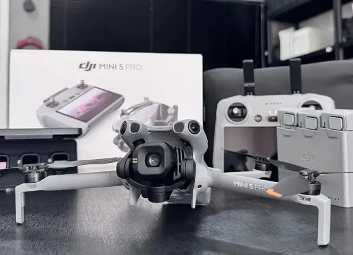 Drone DJI Mini 5 Pro Combo Fly More Plus 3 baterias - Não abaixo o valor