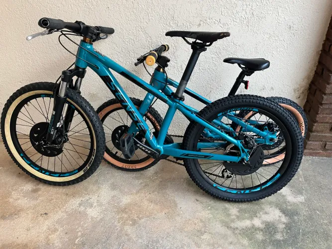 Duas bike de criança para vender
