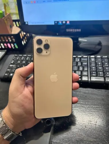 IPHONE 11 PRO MAX 256 gb
