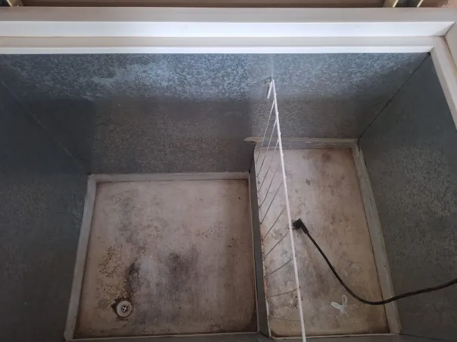 Freezer horizontal
