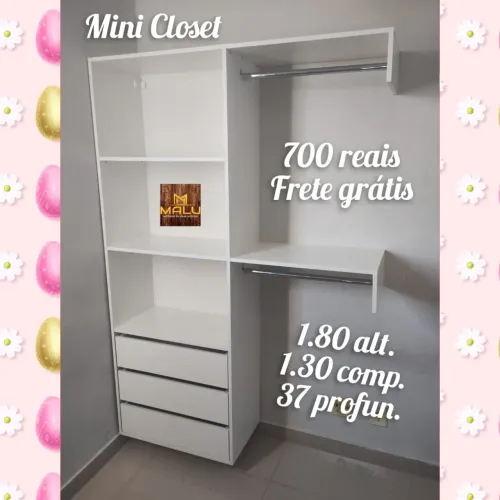 Mini closet 