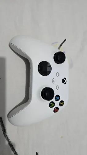 Controle xbox series - controle muito novo - 100% funcionando