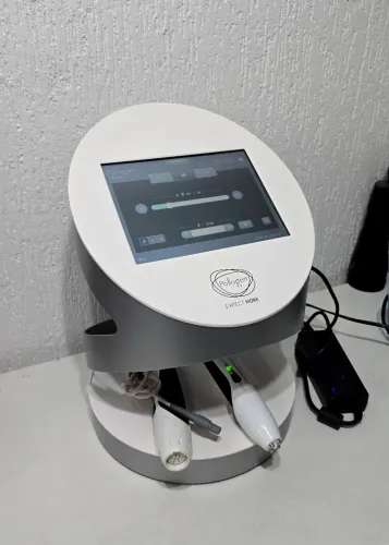 Laser Pollogen Divine Pro