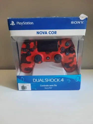 Controle de PS4 vermelho camuflado