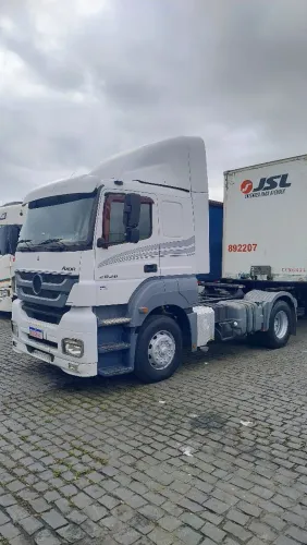 Mercedes Axor 2036 4x2 ano 2013 automático!