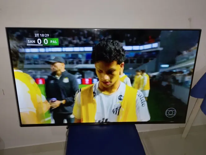 Vendo Tv Tcl 40 Polegadas Em Perfeito estado 