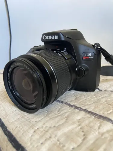 Canon T100 Wi-fi com lente 18 - 55mm