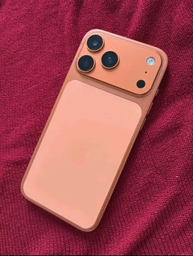 iPhone 17