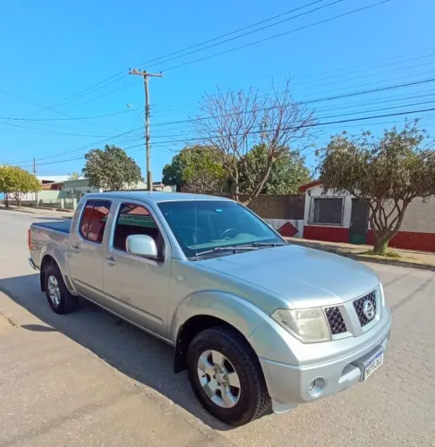 Nissan Frontier Se/se Strik CD 4X4 2.5 TB Dies. 2009