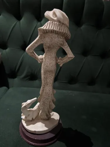 Estatueta italiana