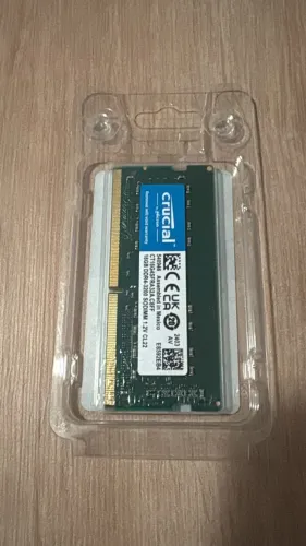 Memória RAM 16GB DDR4 Crucial 3200HZ, nova e lacrada