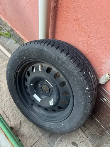 Pneu Michelin 225/55 R17