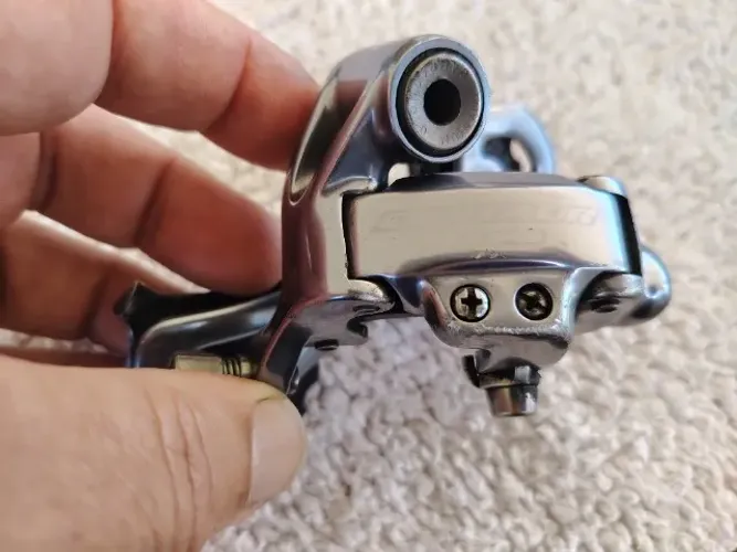 Câmbio traseiro Campagnolo Centaur 10v cinza, parafuso titanium