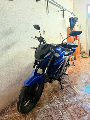 Moto Fazzer 250 (Fz 25)