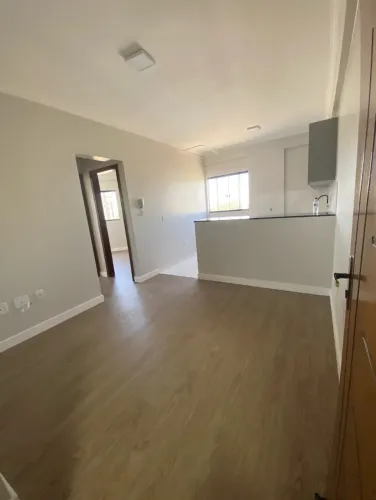 ALUGA-SE APT NOVO DE 2 QUARTOS