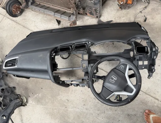 W kit airbag do Honda Fit 2015