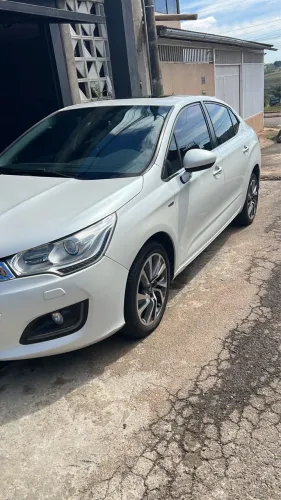 Citroen C4 Lounge Exclusive 1.6 Turbo Flex Aut. 2017