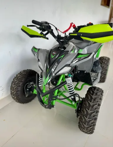 Quadriciclo infantil