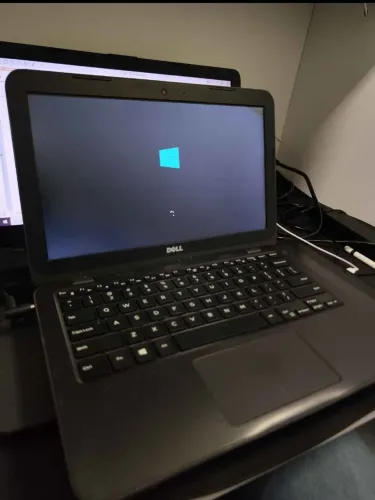 Notebook Dell P 24T inspiron- Bom estado, compacto e preço ótimo!