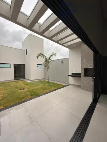 Casa para Venda em Sete Lagoas, Flórida, 3 dormitórios, 1 suíte, 1 banheiro, 2 vagas