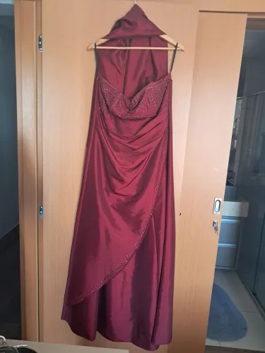 Vestido de festa feminino usado so uma vez rs 200,00 reais