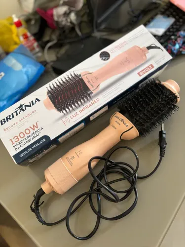 Escova Secadora E Modeladora Britânia 4 EM 1