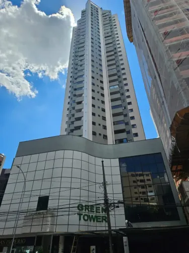 Apartamento para venda tem 49 metros quadrados com 1 quarto em Centro - Curitiba - Paraná