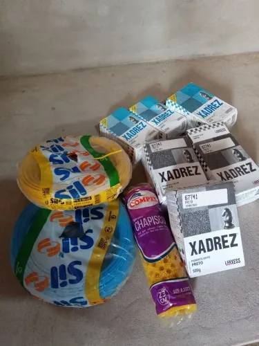 Fio de energia e pó xadrez baratíssimo