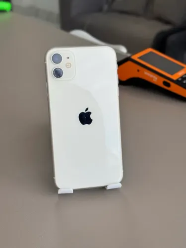 iPhone 11 64 gigas semi novos